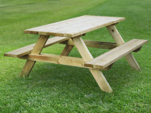 Best Wood Picnic Tables