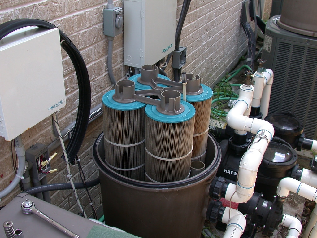 How To Clean A Pool Filter and Other Useful Pool Filter Info