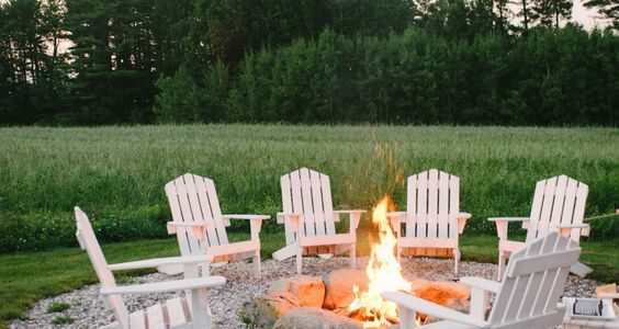 15 Backyard Fire Pit Ideas